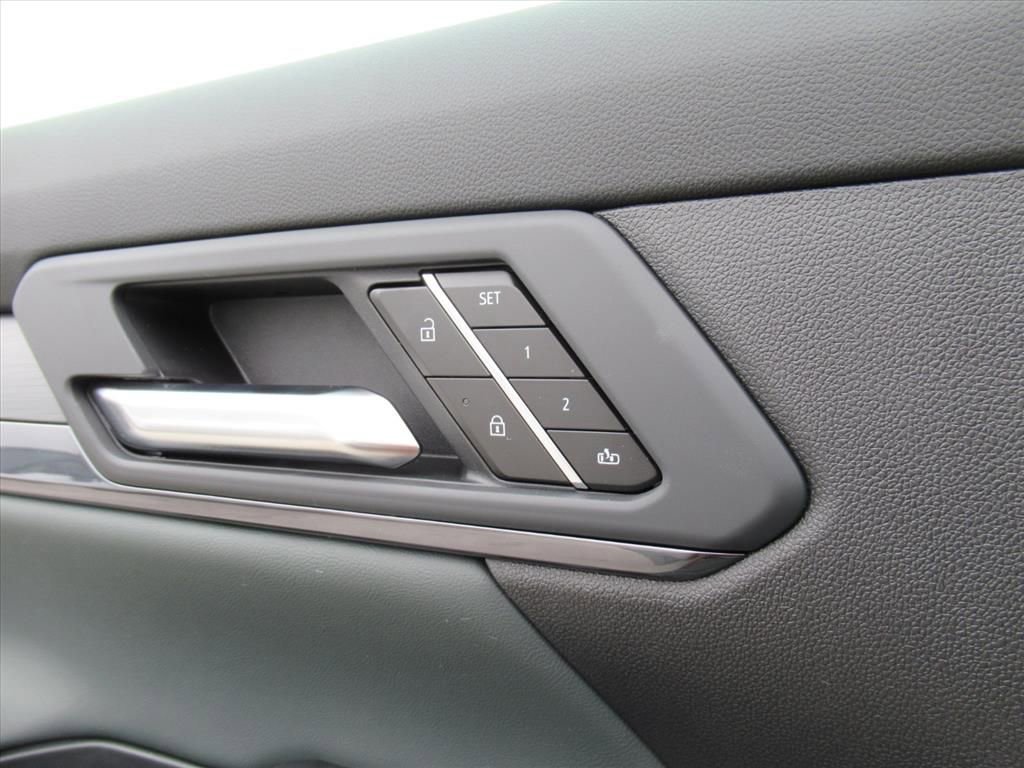 New 2026 GMC Terrain AT4 w/ Convenience Package III image 26