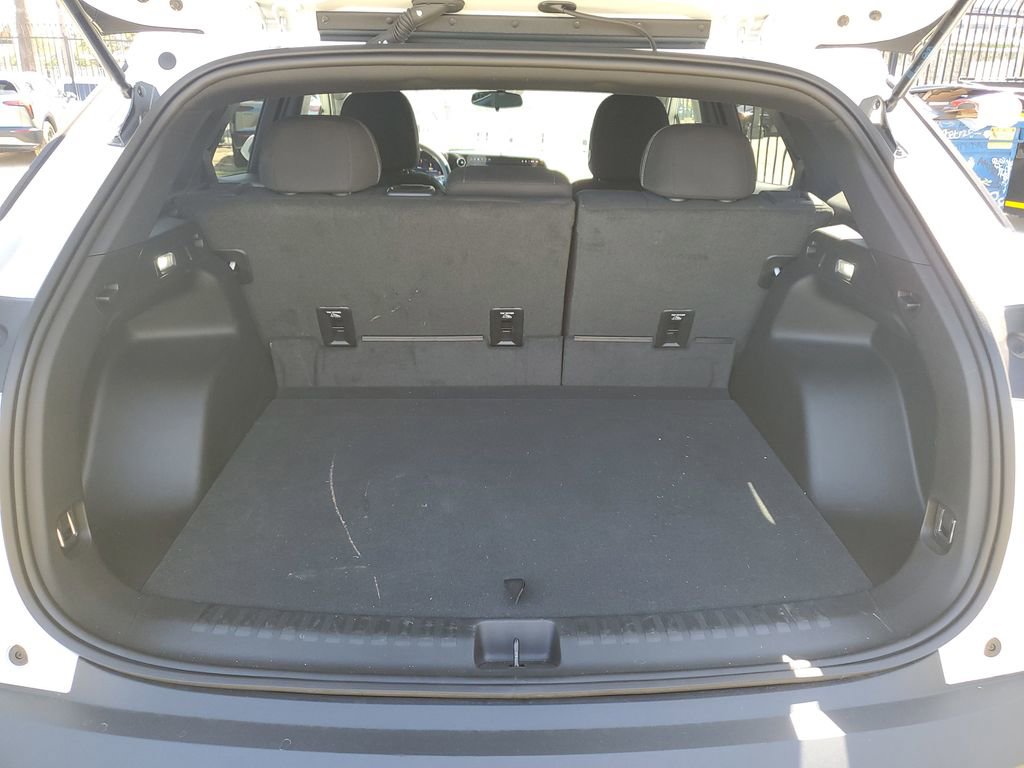 Used 2026 Chevrolet Blazer EV LT w/ Midnight/Sport Edition image 8