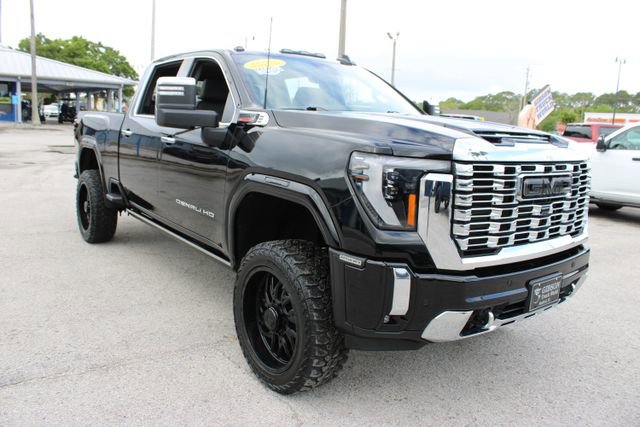 Used 2024 GMC Sierra 2500 Denali w/ Denali Reserve Package image 16