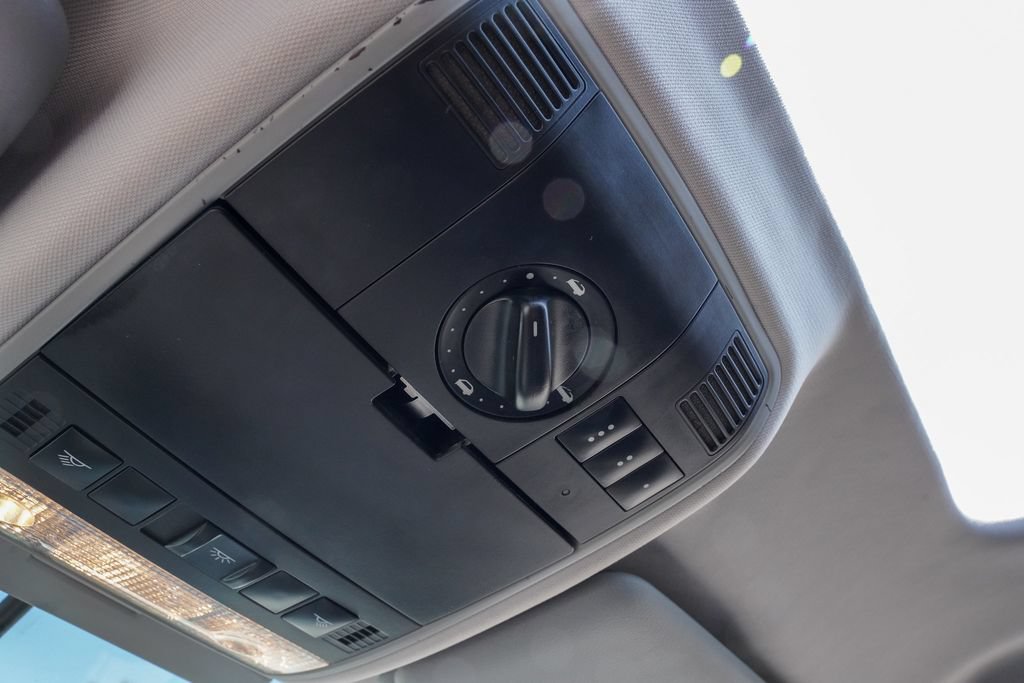 Used 2006 Porsche Cayenne AWD/4WD image 19