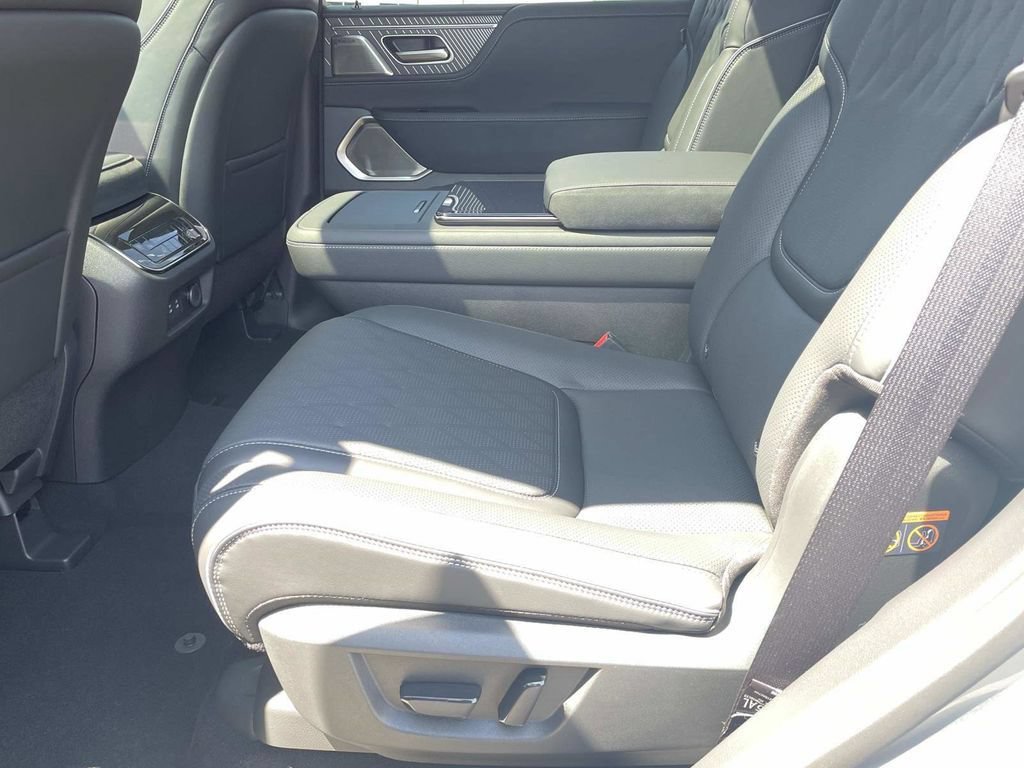 New 2026 INFINITI QX80 Autograph AWD/4WD image 7