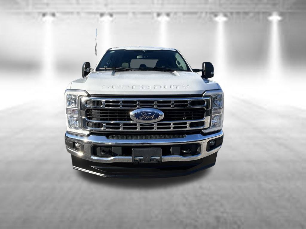 Certified 2023 Ford F250 XLT w/ FX4 Off-Road Package AWD/4WD image 10