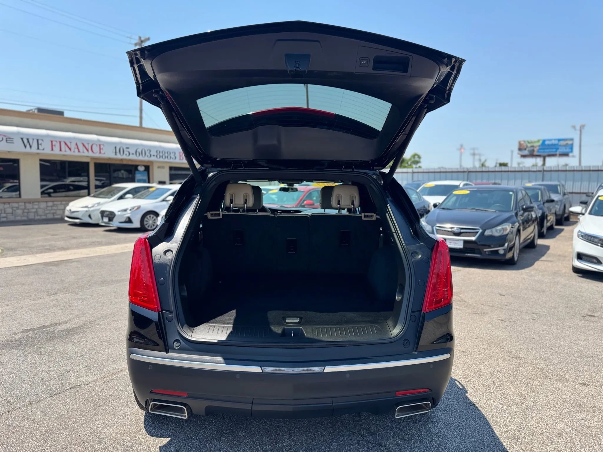 Used 2017 Cadillac XT5 Sport Utility 4D FWD image 15