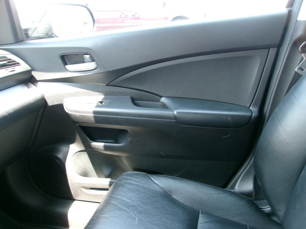 Used 2014 Honda CR-V LX image 27