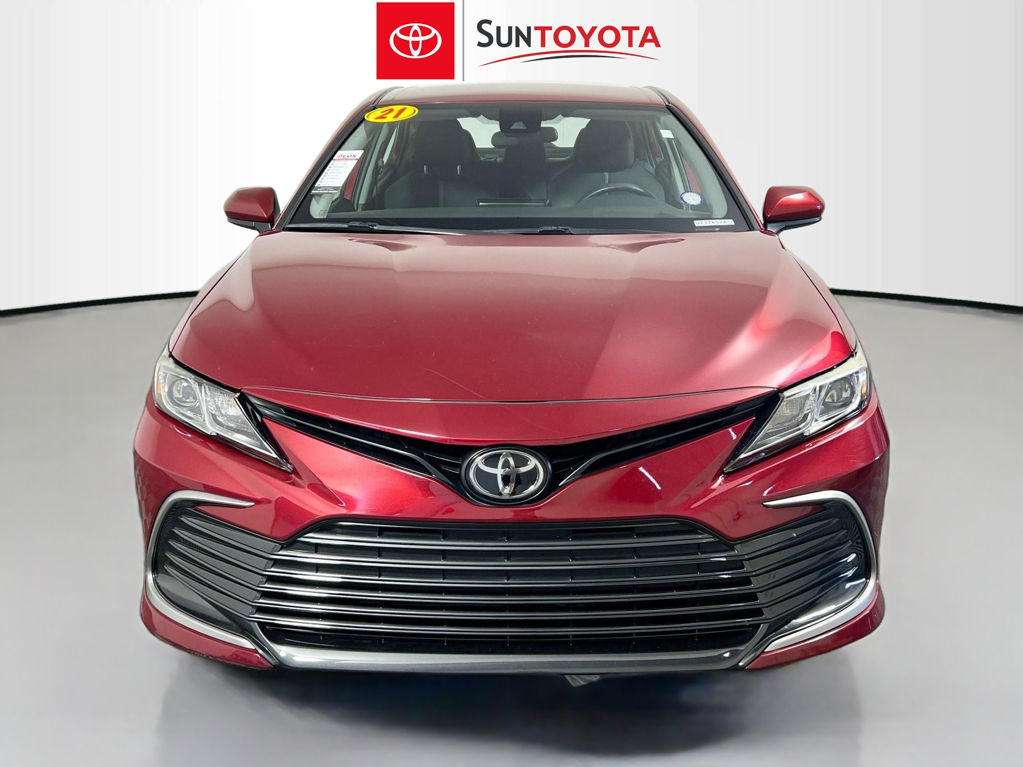 Used 2021 Toyota Camry LE FWD image 10