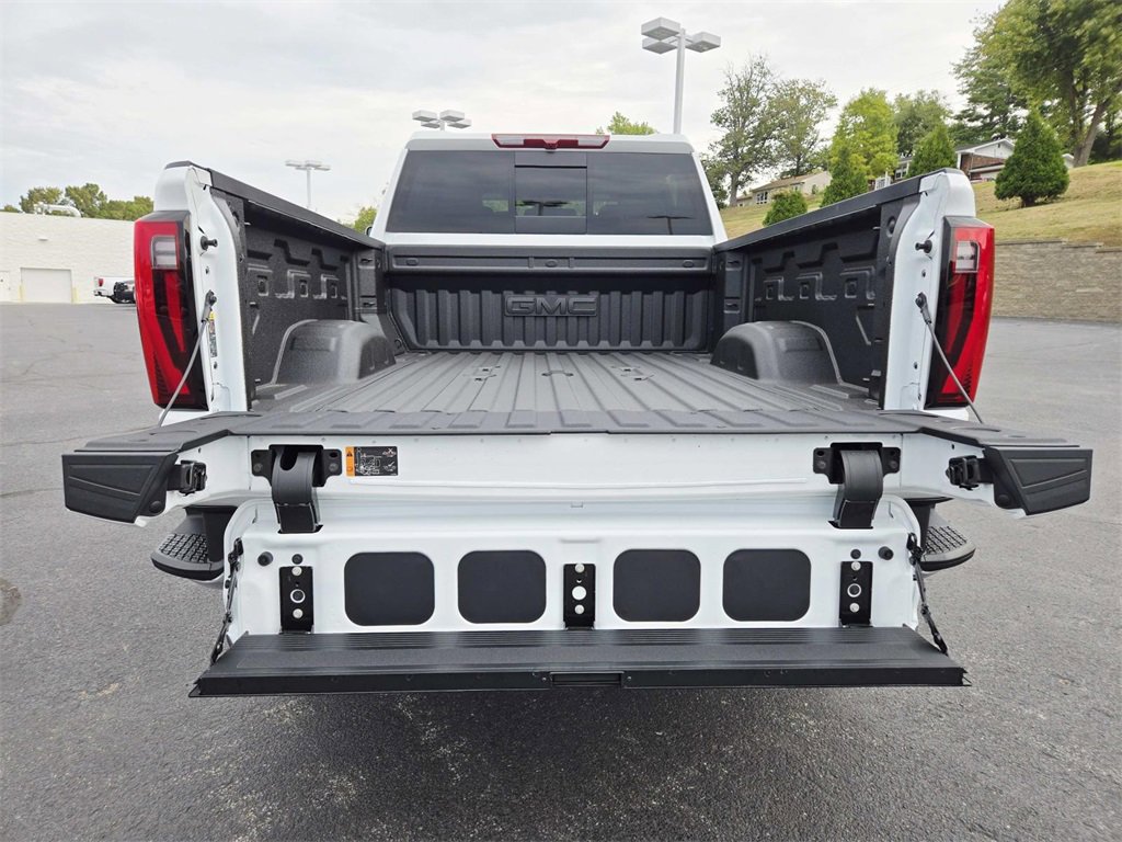 New 2026 GMC Sierra 2500 SLT w/ SLT Premium Package image 20