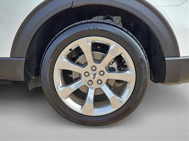 Used 2020 Ford Explorer Platinum image 26