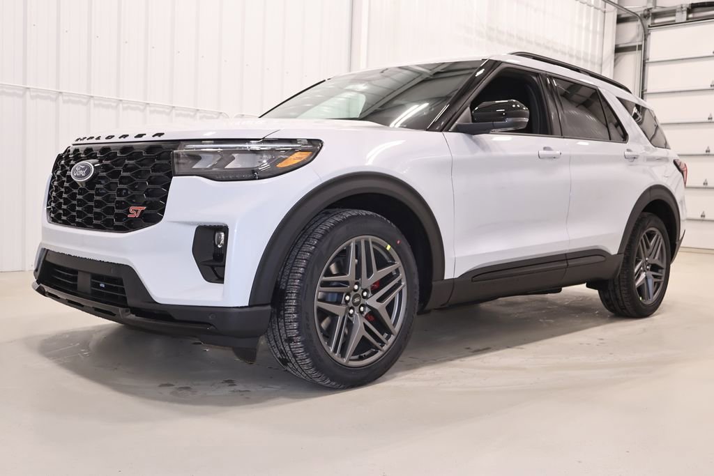 New 2026 Ford Explorer ST image 5