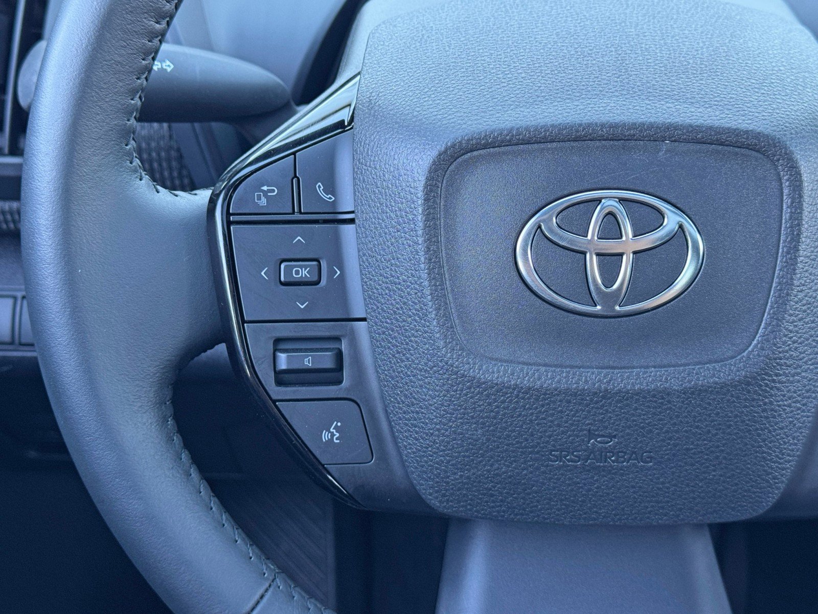 Used 2024 Toyota bZ4X XLE image 17