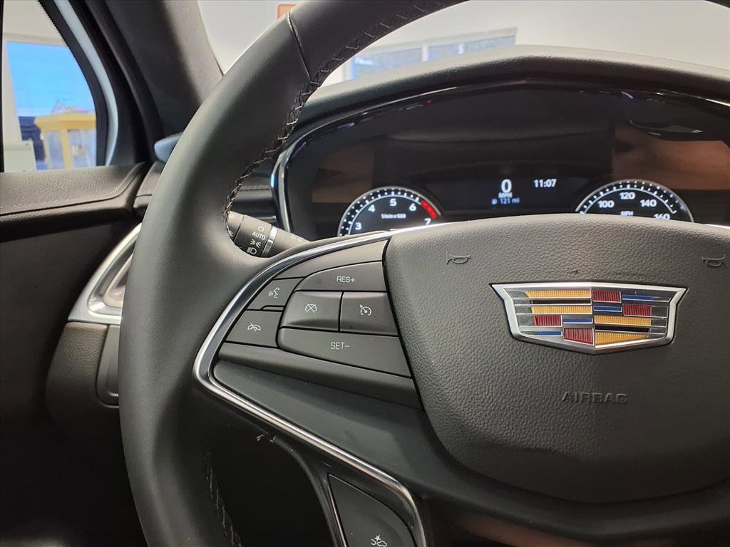 Certified 2024 Cadillac XT5 Luxury image 28