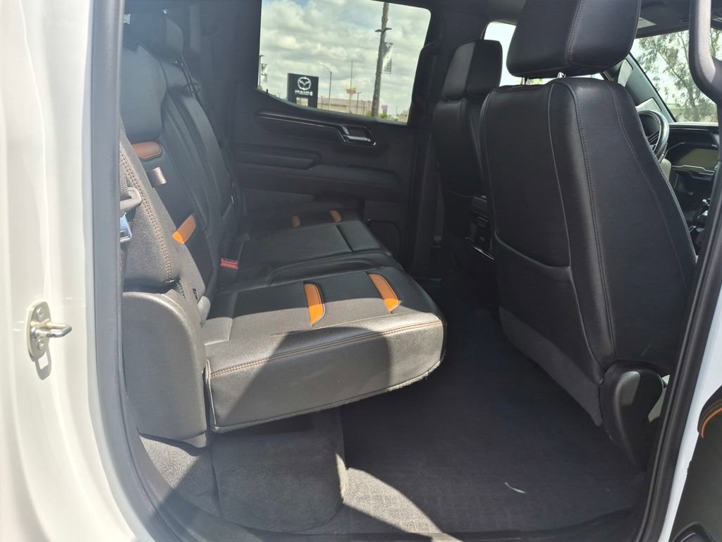 Used 2023 GMC Sierra 1500 AT4 w/ AT4 Premium Package image 29