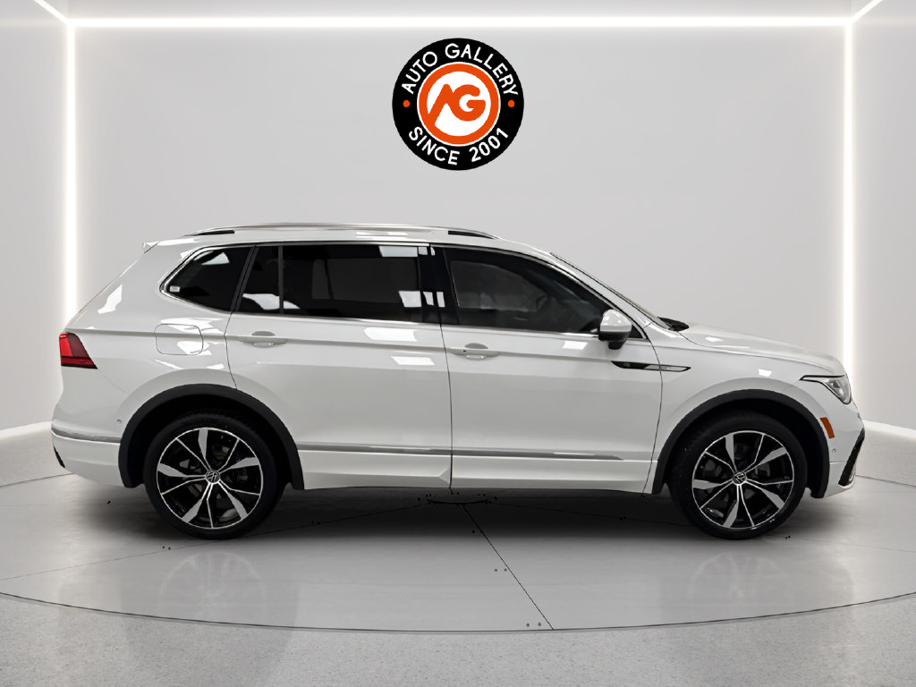 Used 2022 Volkswagen Tiguan SEL R-Line AWD/4WD image 2