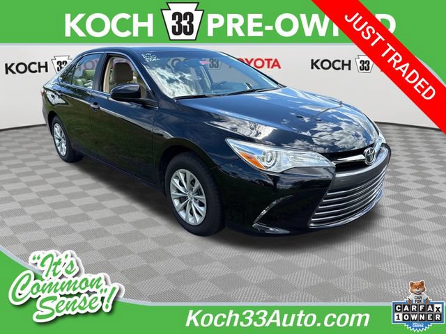 Used 2016 Toyota Camry LE FWD image 1