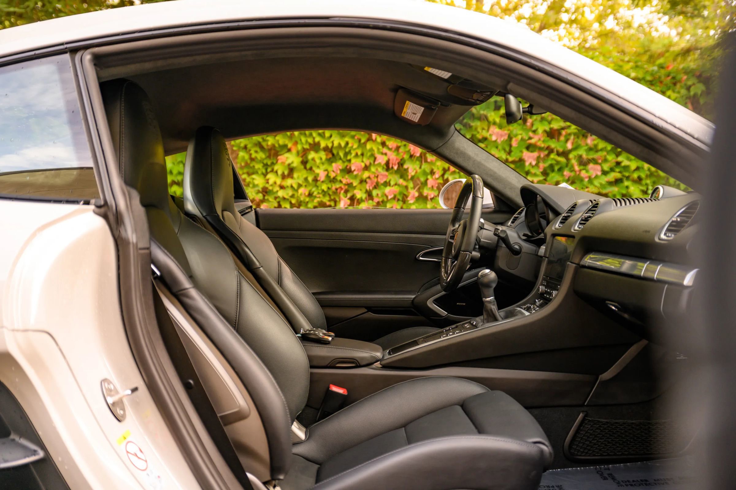 Used 2024 Porsche 718 Cayman GT4 image 40