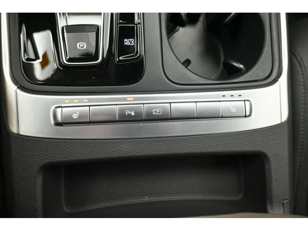 New 2026 Kia Carnival EX image 27