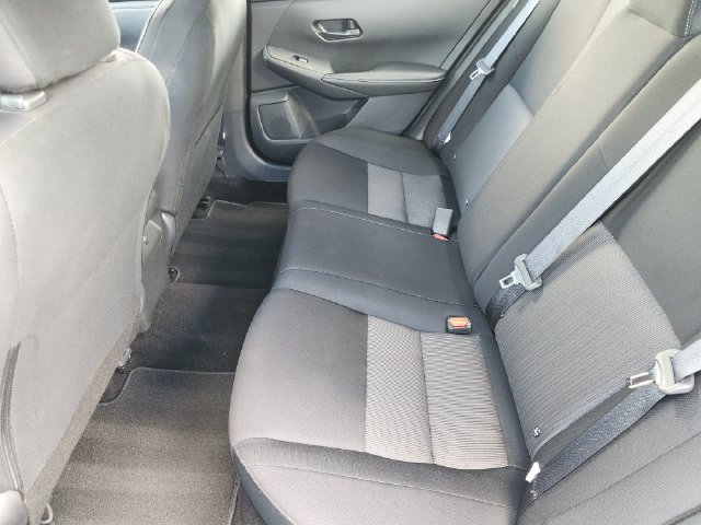 Used 2025 Nissan Sentra SV FWD image 26