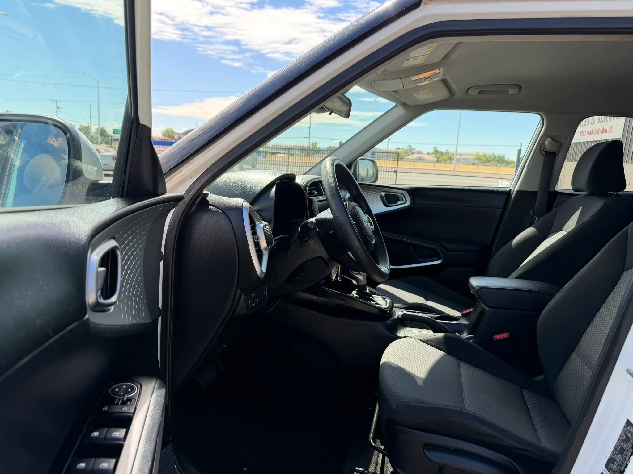Used 2022 Kia Soul LX w/ Technology Package FWD image 17