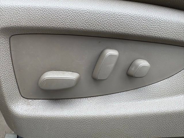 Used 2016 Chevrolet Tahoe LTZ AWD/4WD image 21