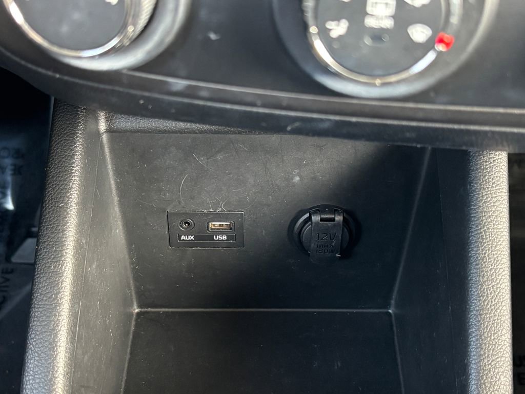 Used 2018 Kia Forte LX w/ LX Rear Camera Package image 16