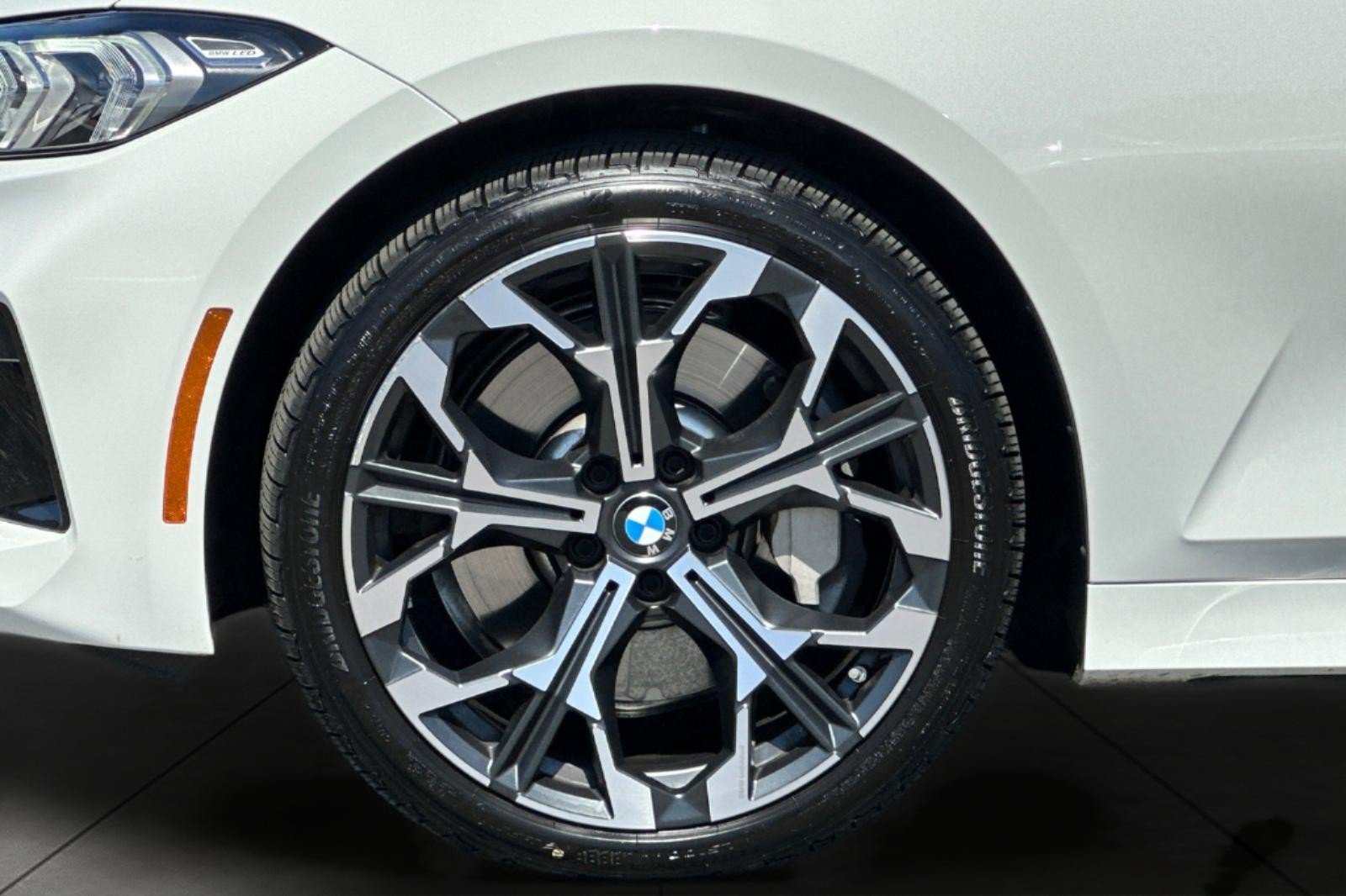 Used 2026 BMW 330i Sedan w/ Premium Package RWD image 25