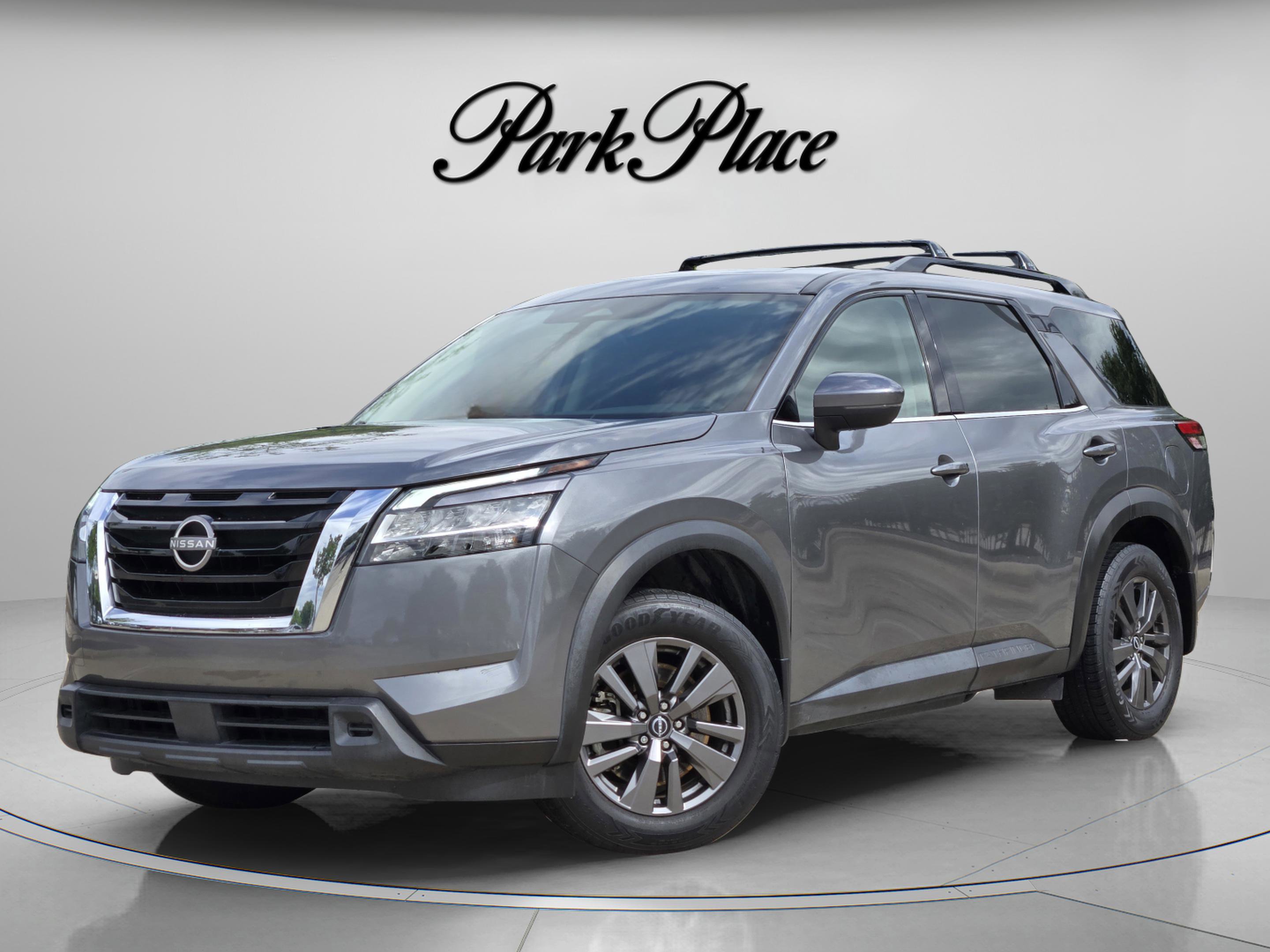 Used 2022 Nissan Pathfinder SV w/ SV Premium Package