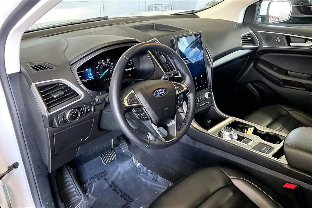 Certified 2023 Ford Edge SEL w/ Convenience Package AWD/4WD image 13