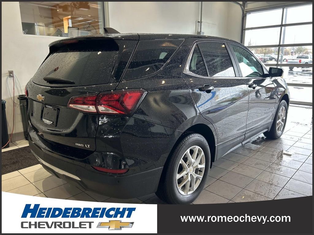 Used 2024 Chevrolet Equinox LT w/ LPO, Floor Liner Package AWD/4WD image 4