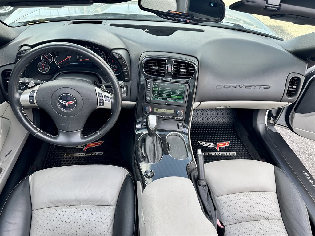 Used 2011 Chevrolet Corvette Grand Sport w/ Preferred Equipment Group RWD image 6