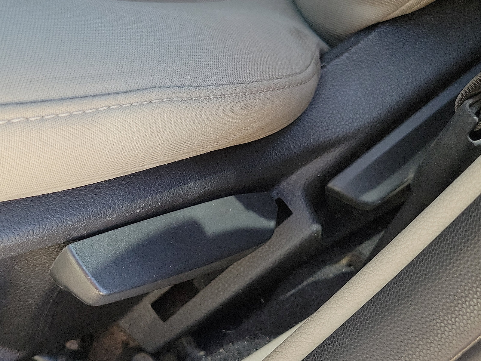 Used 2016 Ford Focus SE FWD image 13