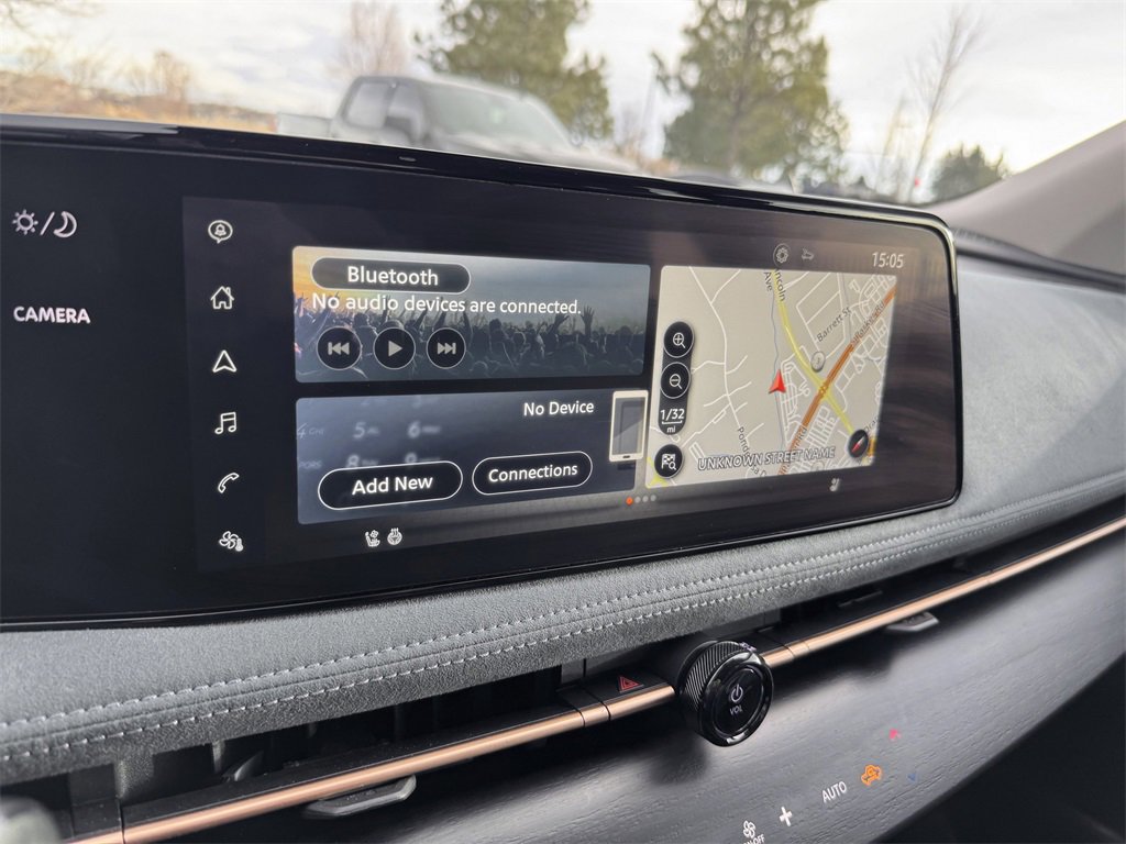 Used 2023 Nissan Ariya image 23