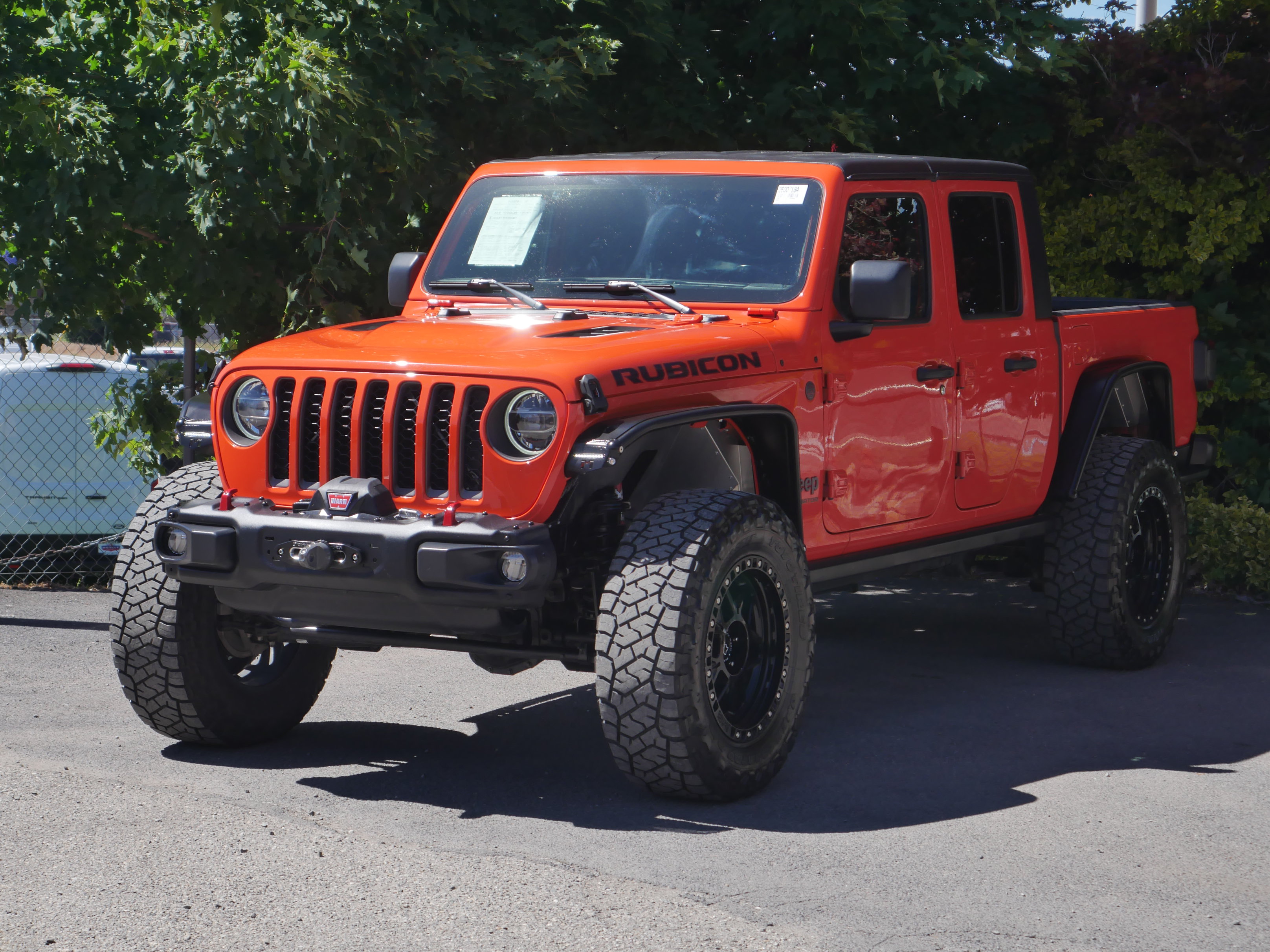 Used 2020 Jeep Gladiator Rubicon AWD/4WD image 2