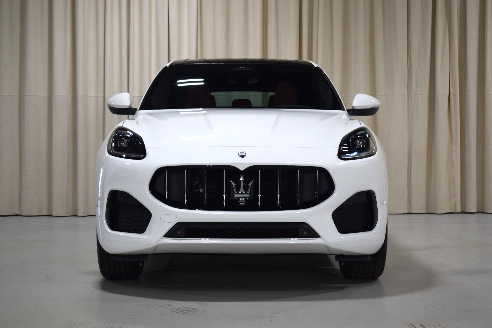 Certified 2025 Maserati Grecale Modena AWD/4WD image 8