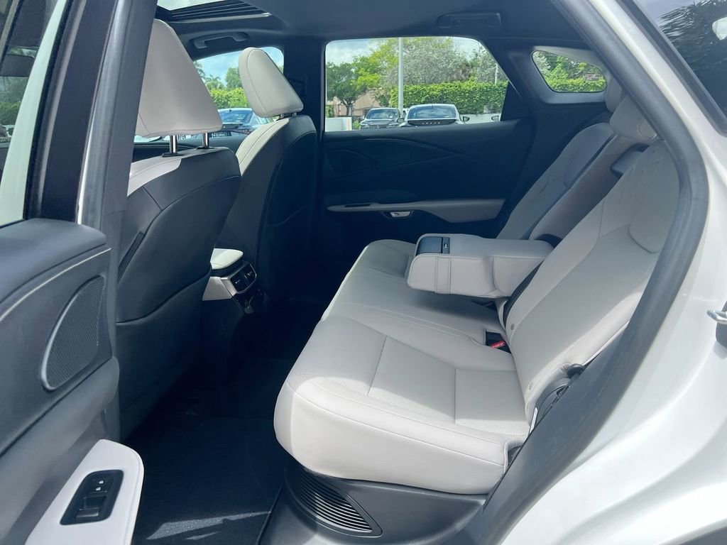 Certified 2025 Lexus RX 350h AWD/4WD image 19