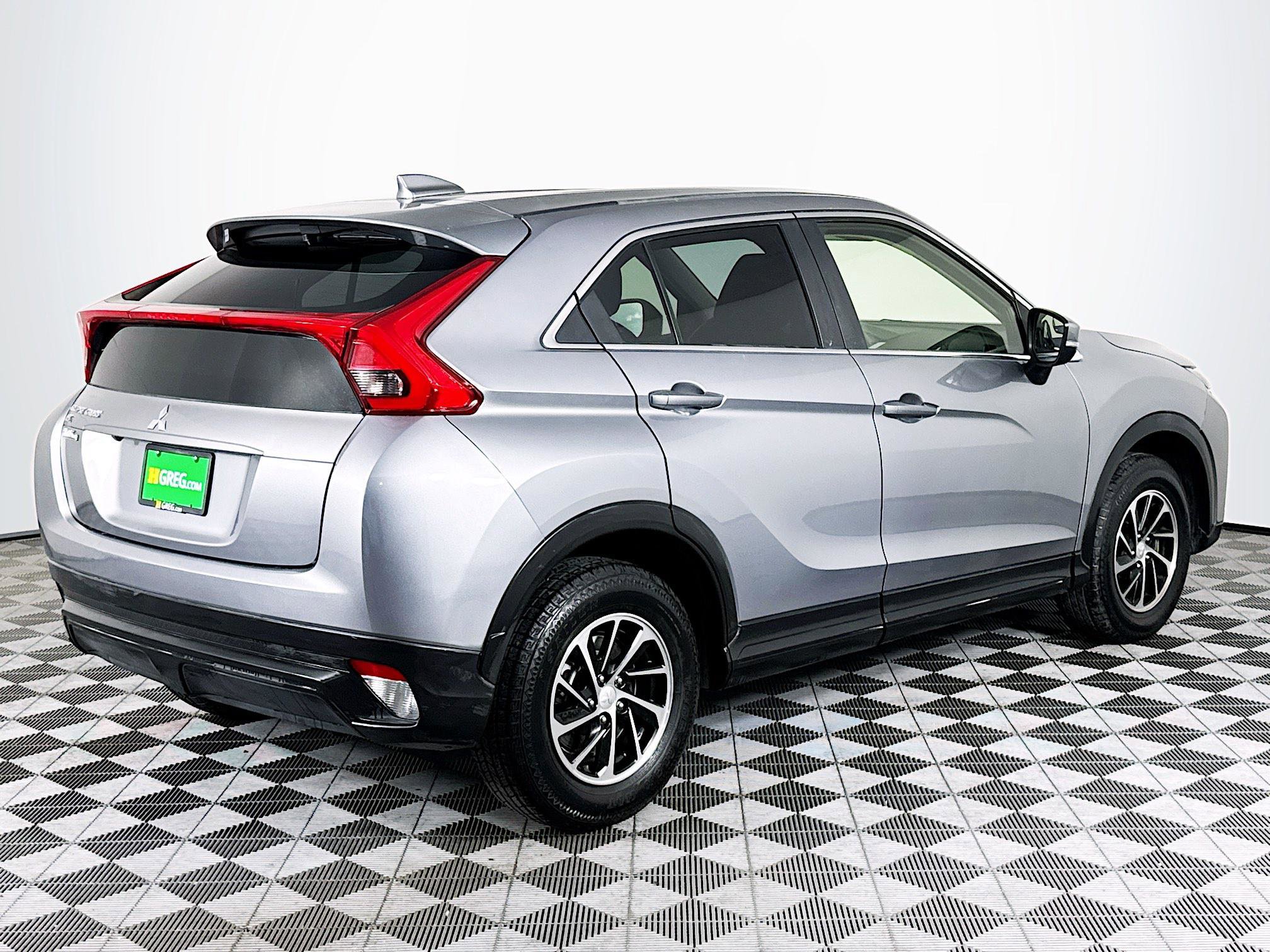 Used 2020 Mitsubishi Eclipse Cross ES FWD image 10