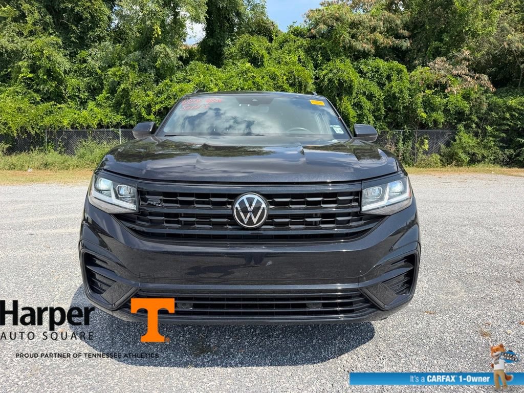 Used 2023 Volkswagen Atlas Cross Sport SEL R-Line AWD/4WD image 9