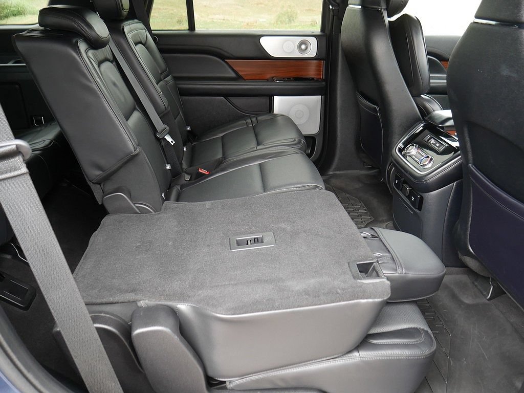 Used 2019 Lincoln Navigator Reserve AWD/4WD image 64