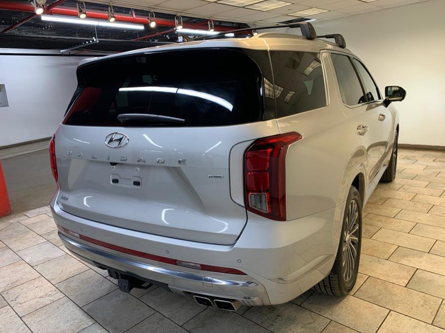 Used 2025 Hyundai Palisade Calligraphy image 5
