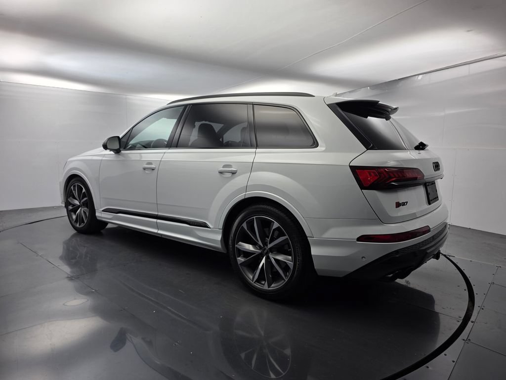 Used 2023 Audi SQ7 Prestige w/ Prestige Package AWD/4WD image 6