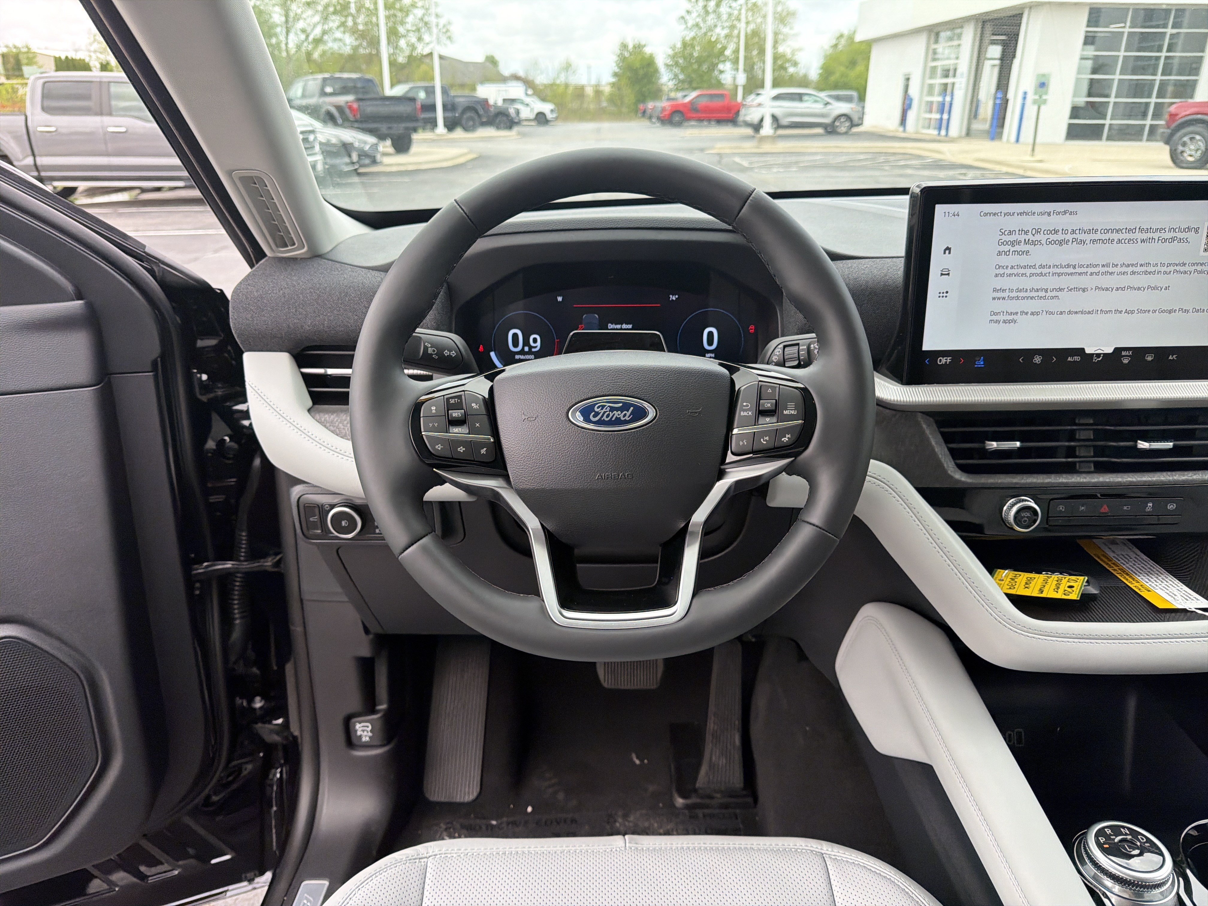 New 2026 Ford Explorer Platinum w/ LUX Leather Package AWD/4WD image 26