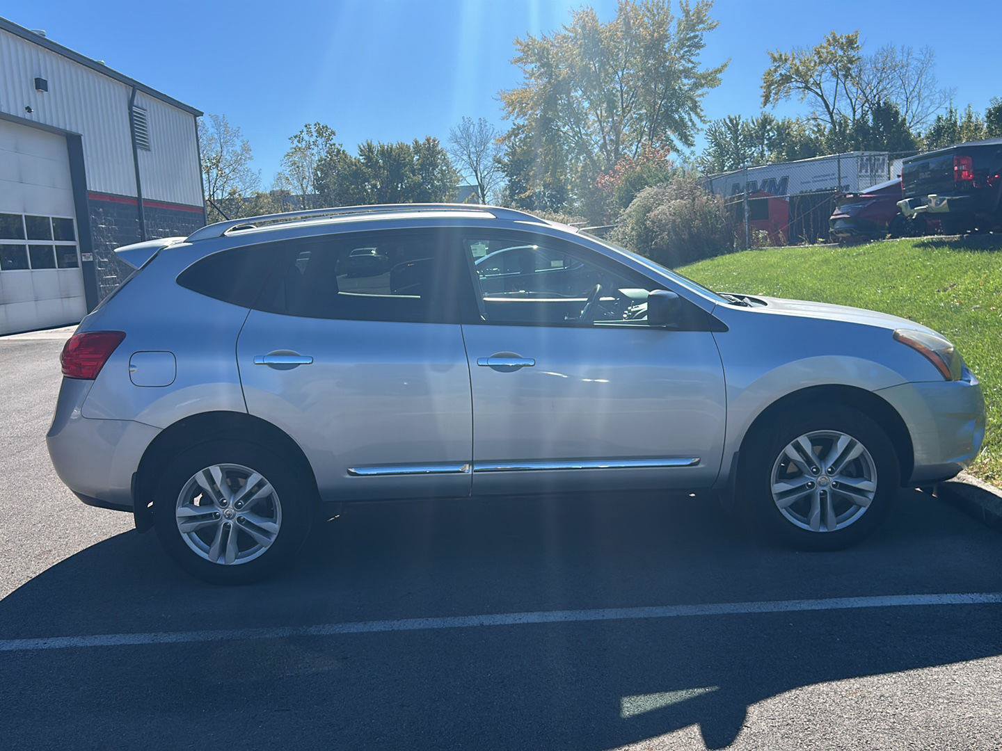 Used 2015 Nissan Rogue S w/ Convenience Package FWD image 6