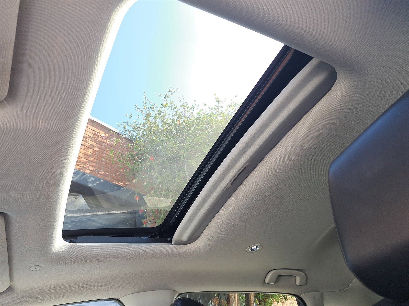 Used 2023 Honda HR-V EX-L image 30