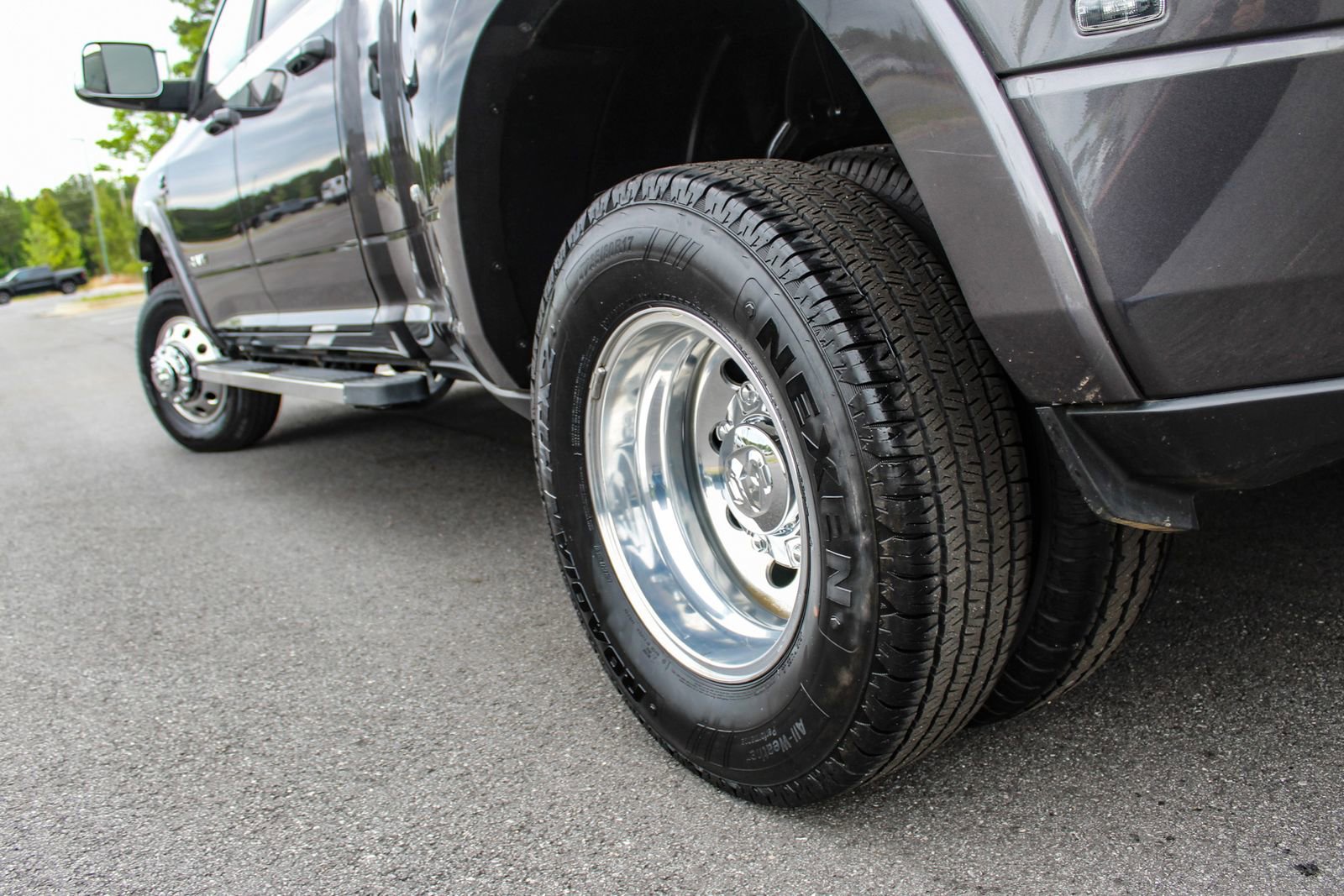 Used 2022 RAM 3500 Laramie AWD/4WD image 12