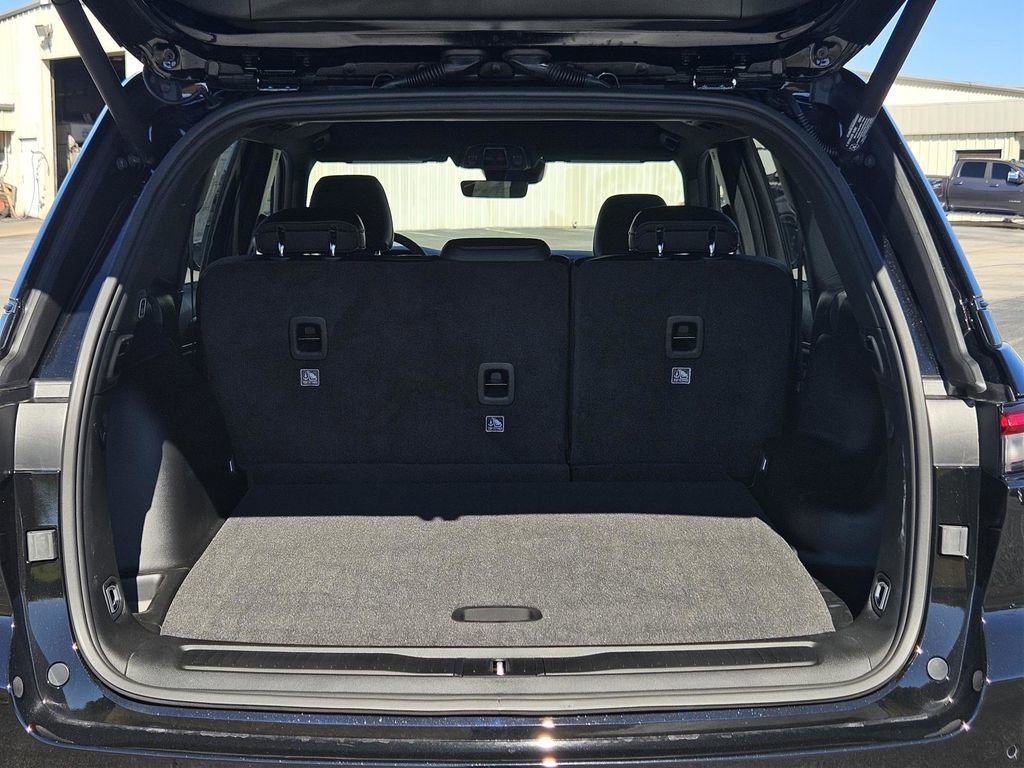 New 2025 Jeep Grand Cherokee Limited w/ Black Appearance Package image 10