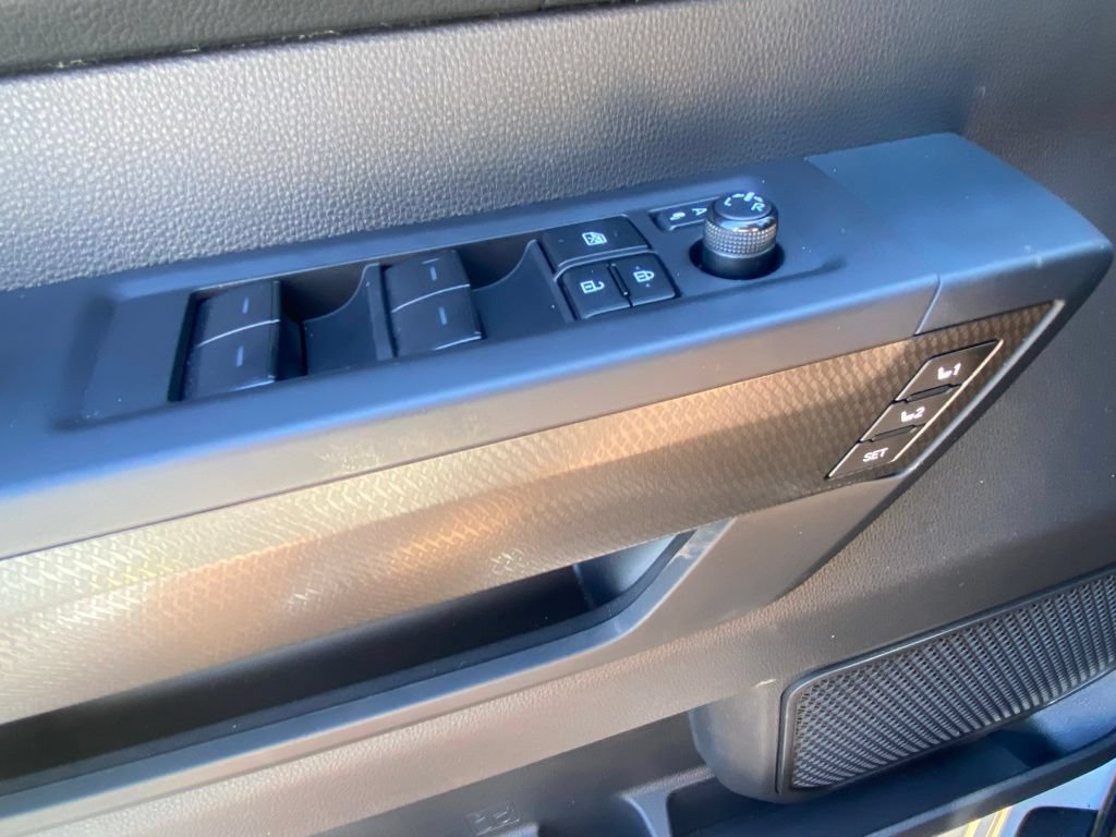 Used 2025 Toyota Sequoia TRD Pro AWD/4WD image 19