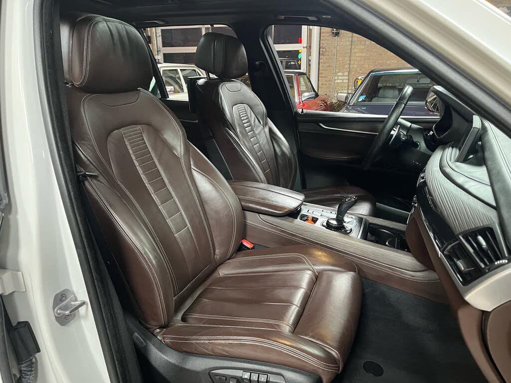 Used 2014 BMW X5 xDrive50i AWD/4WD image 28