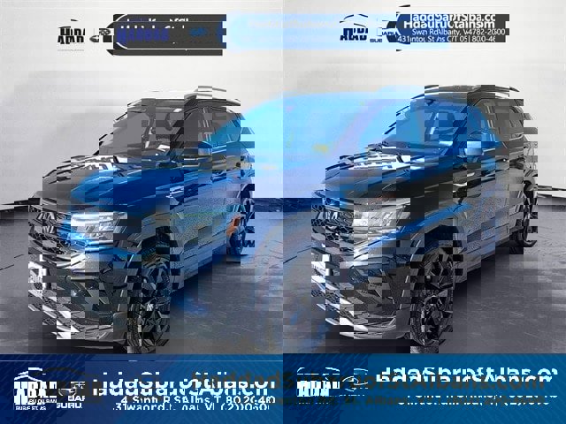 Used 2022 Volkswagen Taos SE w/ Panoramic Sunroof Package image 1