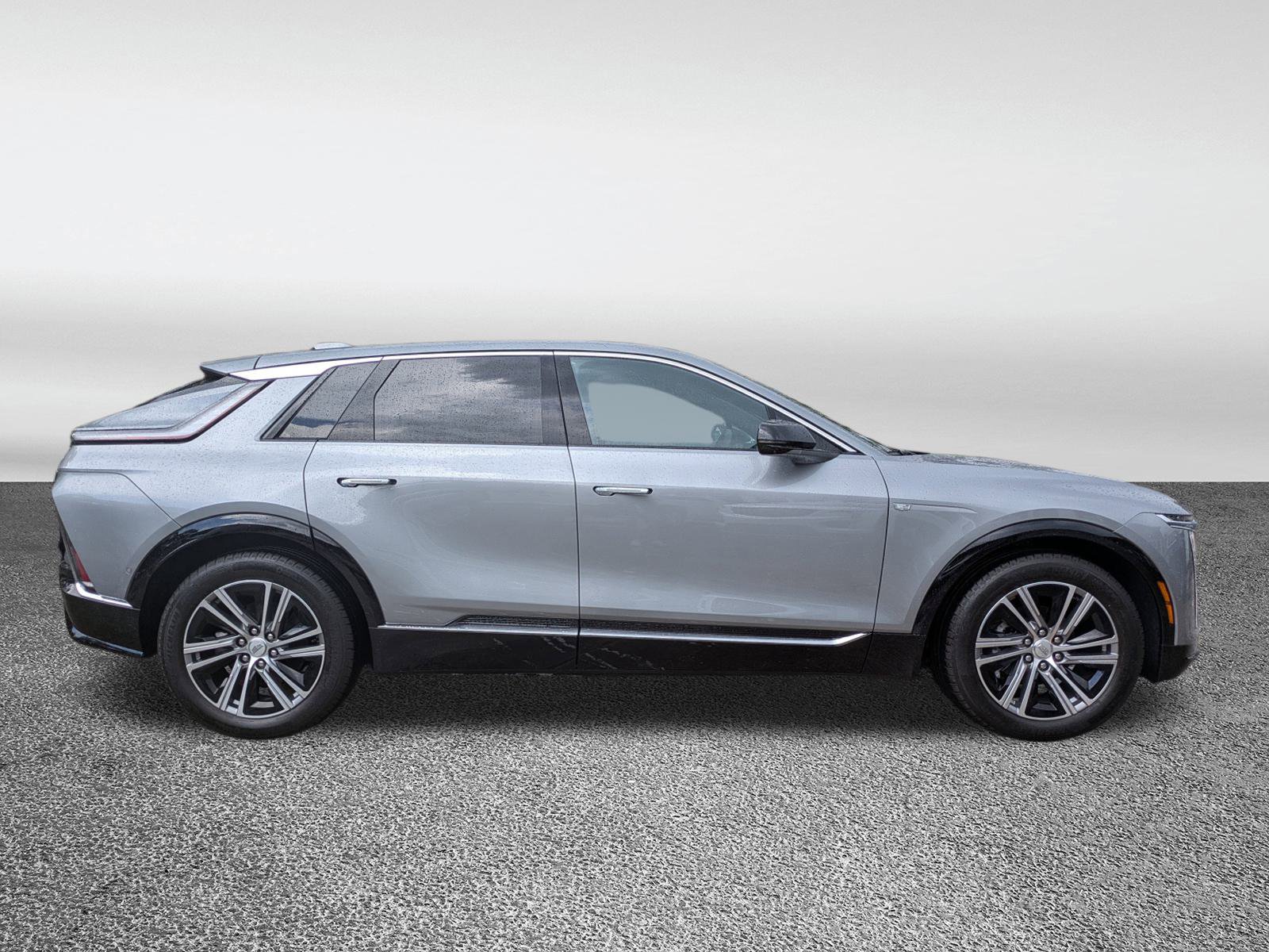 New 2025 Cadillac Lyriq Luxury image 30