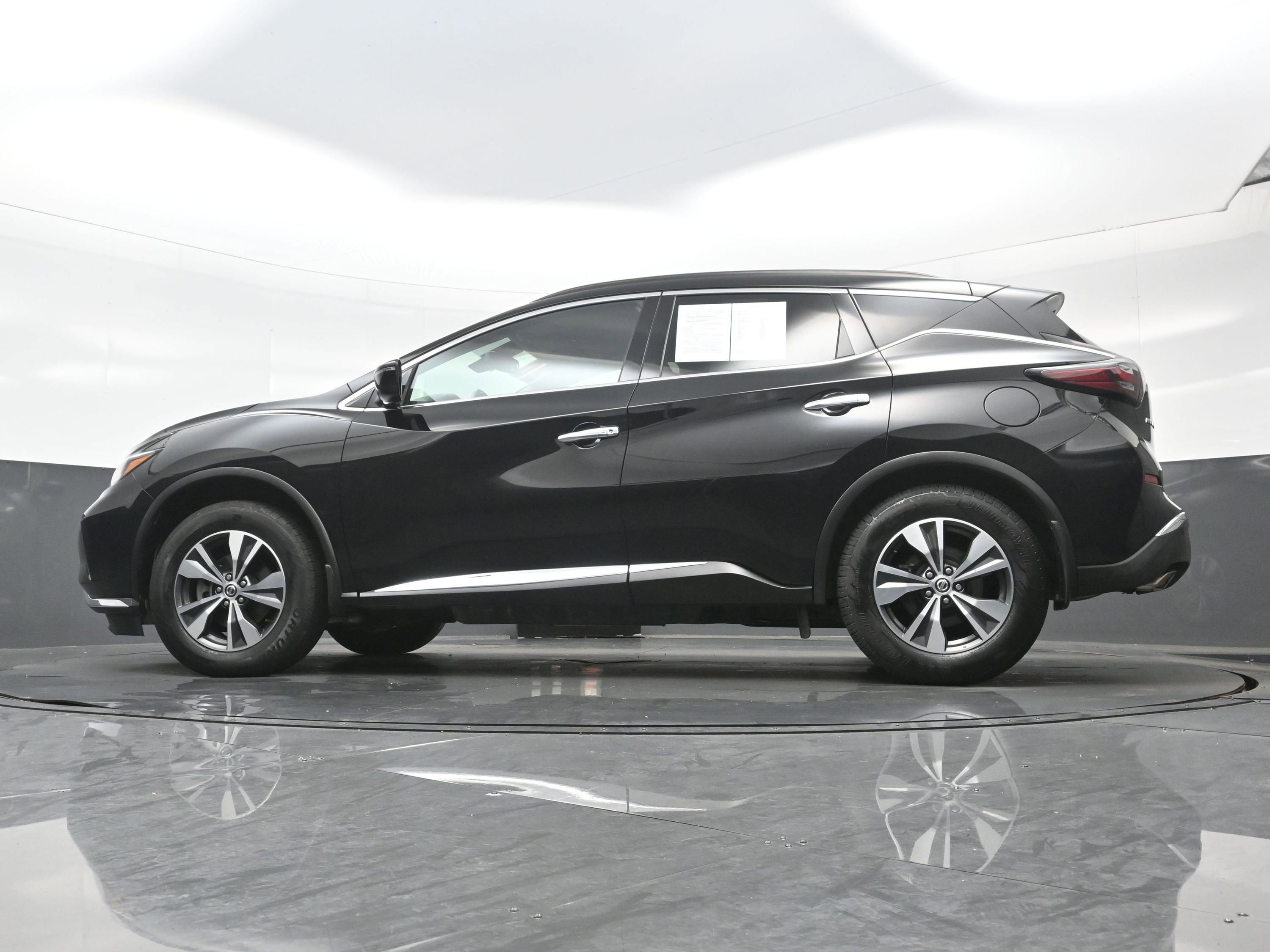 Used 2020 Nissan Murano SV image 29