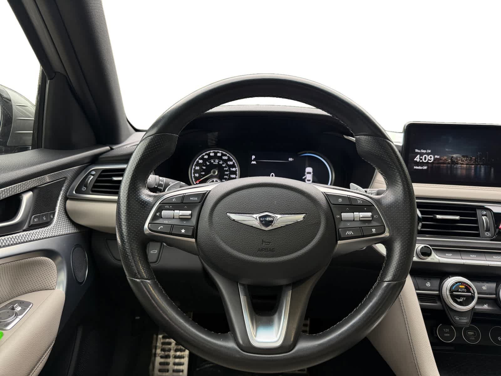 Used 2022 Genesis G70 3.3T w/ Sport Advanced Package AWD/4WD image 13