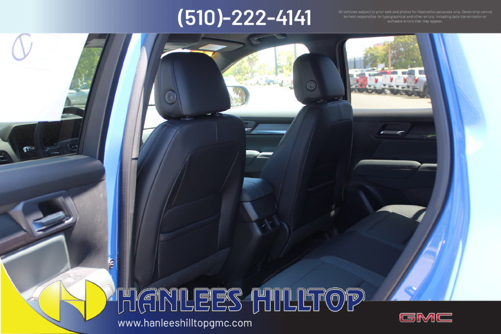 New 2026 GMC Terrain AT4 w/ Technology Package II AWD/4WD image 17